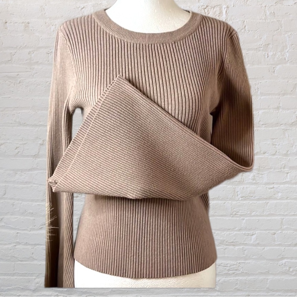 Olivaceous taupe ribbed top split seam at hemline crewneck bell sleeves SZ S